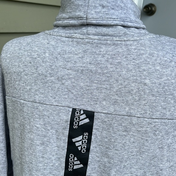 EUC Adidas turtleneck cropped sweatshirt - Picture 8 of 15